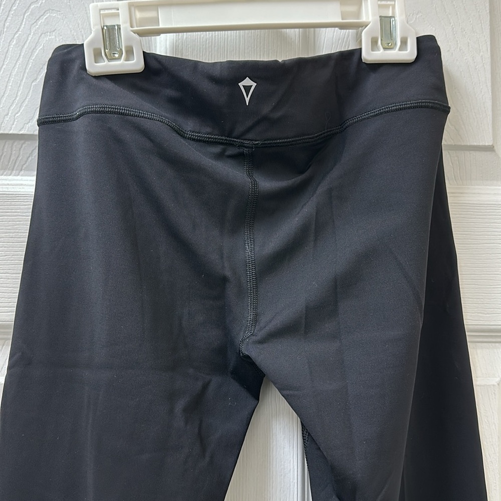 NWOT Ivivva Rhythmic Tights *Black Reflective - Picture 6 of 16